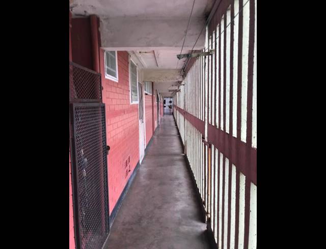 1 BEDROOM APARTMENT FOR SALE IN SYDENHAM